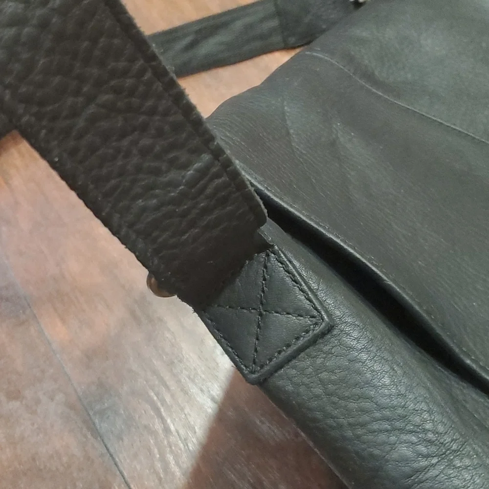 L.L.BEAN Mens breifcase messenger